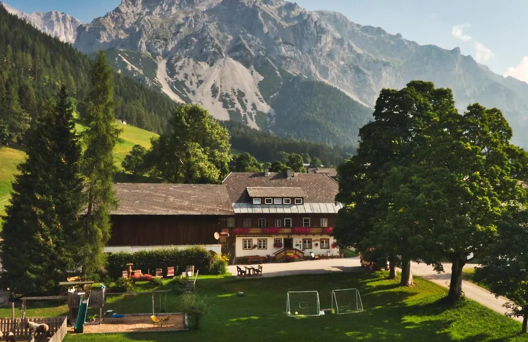 Zeiserhof-1